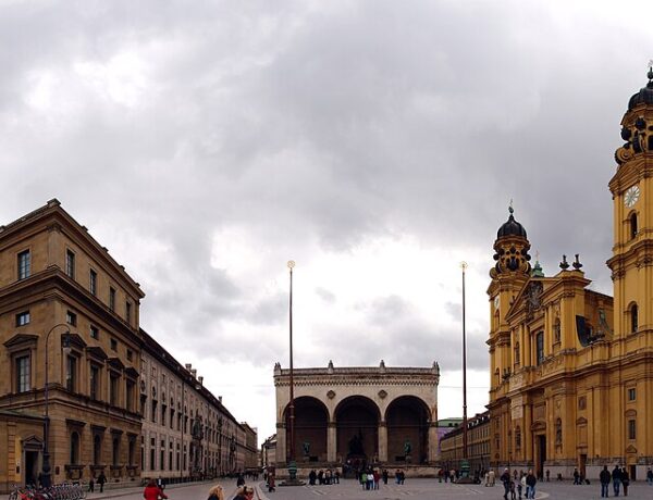 Odeonsplatz: Centro Histórico e Romano de Munique