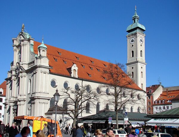 Heilig-Geist-Kirche: A Igreja de Brezenreiter - Foto de Helmlechner / Wikimedia Commons