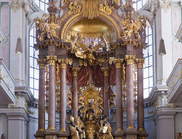 Peterskirche: Igreja Católica Mais Antiga de Munique - Foto de Diliff / Wikimedia Commons